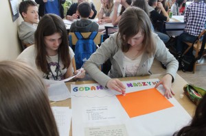 G2 warsztaty regionalne - uczniowie tworzą teksty w gwarze poznańskiej_resize