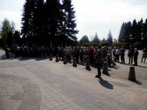 Uroczystość przy Pomniku Katyńskim na Cmentarzu Junikowskim   fot Robert Wrzesiński