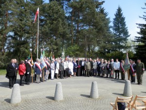 Uroczystość przy Pomniku Katyńskim na Cmentarzu Junikowskim   fot Robert Wrzesiński