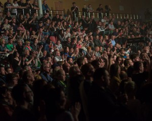 Wypełniona po brzegi sala LOSiR-u podczas koncertu „Dżemu”   fot. Mariusz Marszałkiewicz